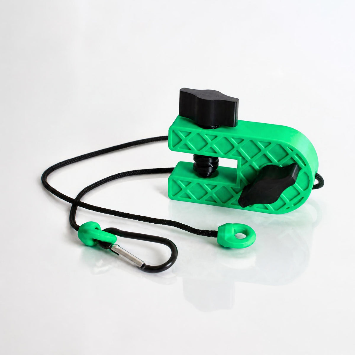 The Forticus Blanket Clamp - Green